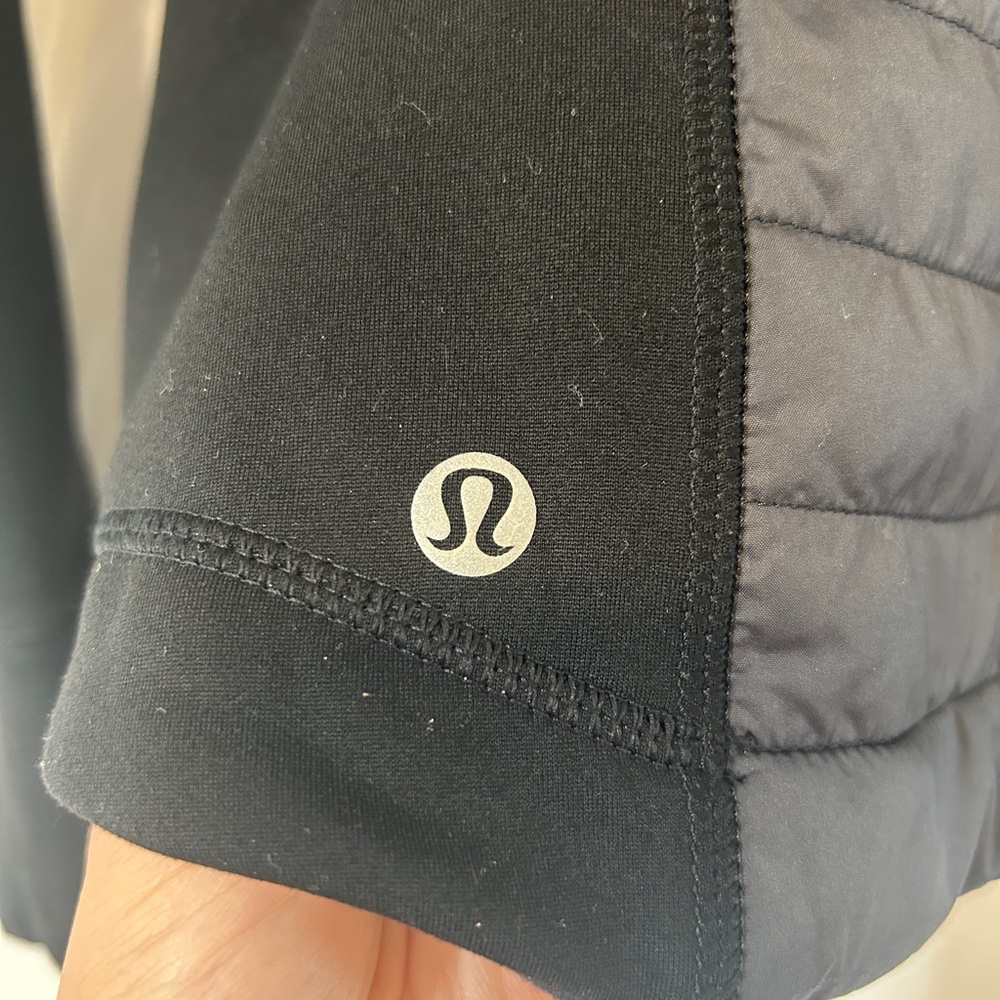 Lululemon First Mile Jacket - Picture 12 of 15